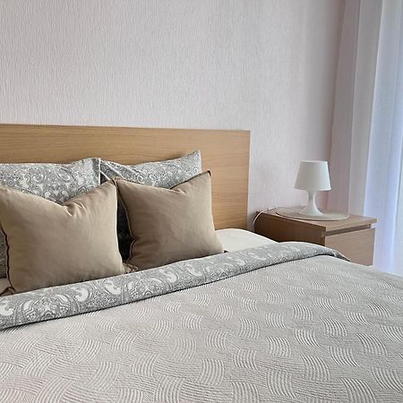 Center Two Bedroom Apartment Daugavpils Dış mekan fotoğraf