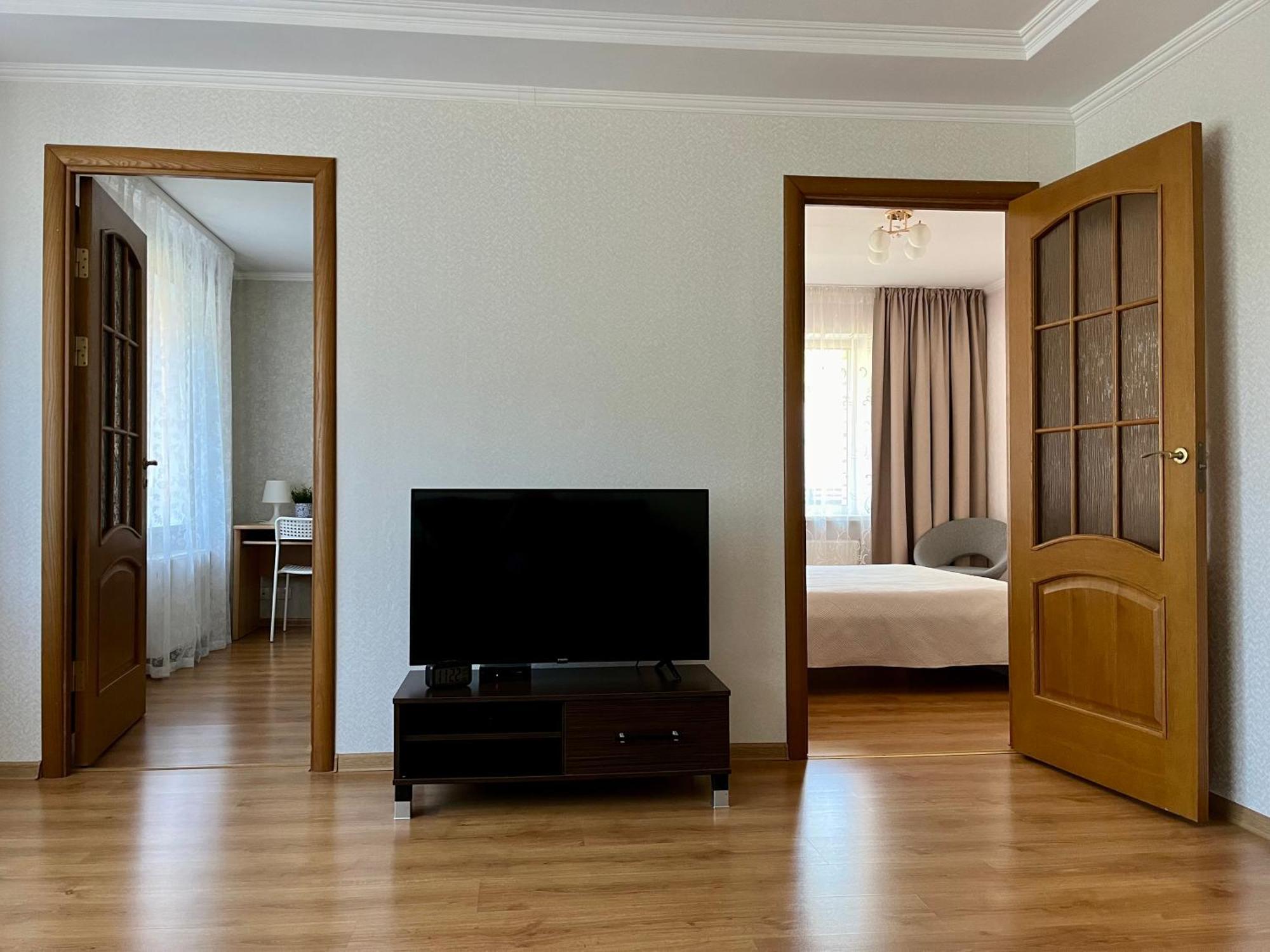 Center Two Bedroom Apartment Daugavpils Dış mekan fotoğraf